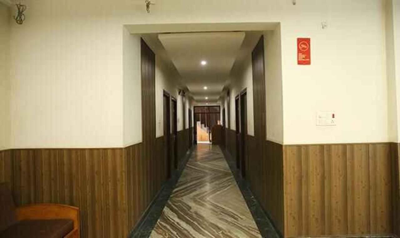 FabHotel Corbett Inn Rudrapur Exteriör bild