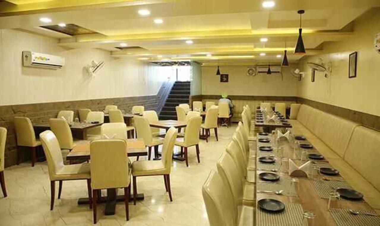 FabHotel Corbett Inn Rudrapur Exteriör bild